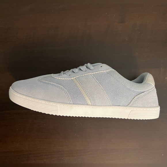 Serra Blue Suede Lace Up Sneakers Shoes Size 8 - Picture 6 of 8